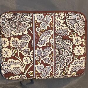 Vera Bradley Laptop Sleeve in Slate Blooms